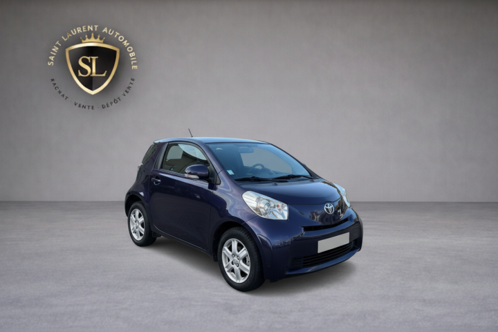 TOYOTA Iq