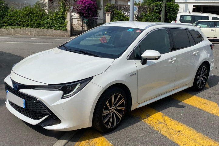 TOYOTA Corolla Touring Sports Hybride My21
